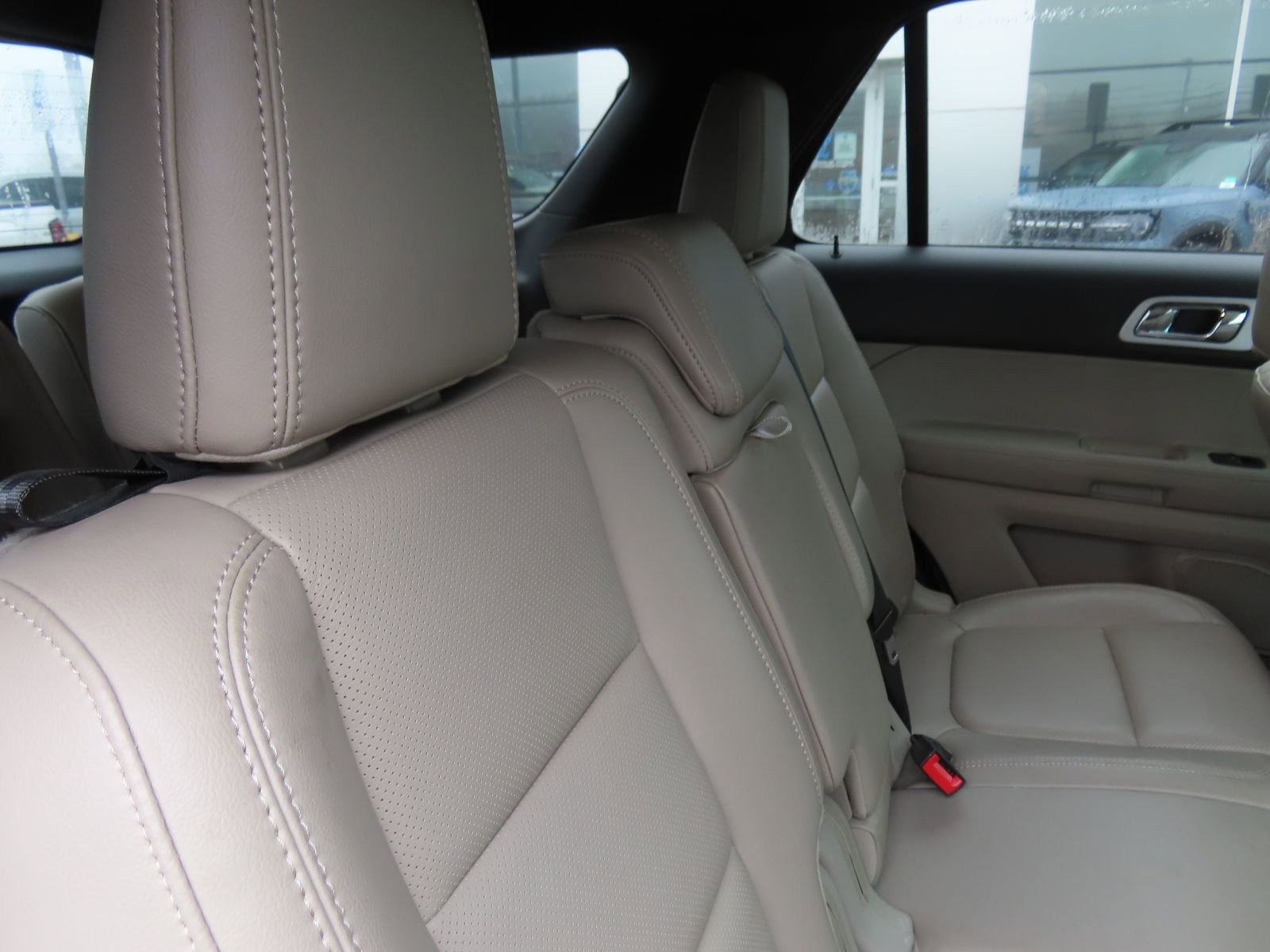 Used 2012 Ford Explorer Limited image 29