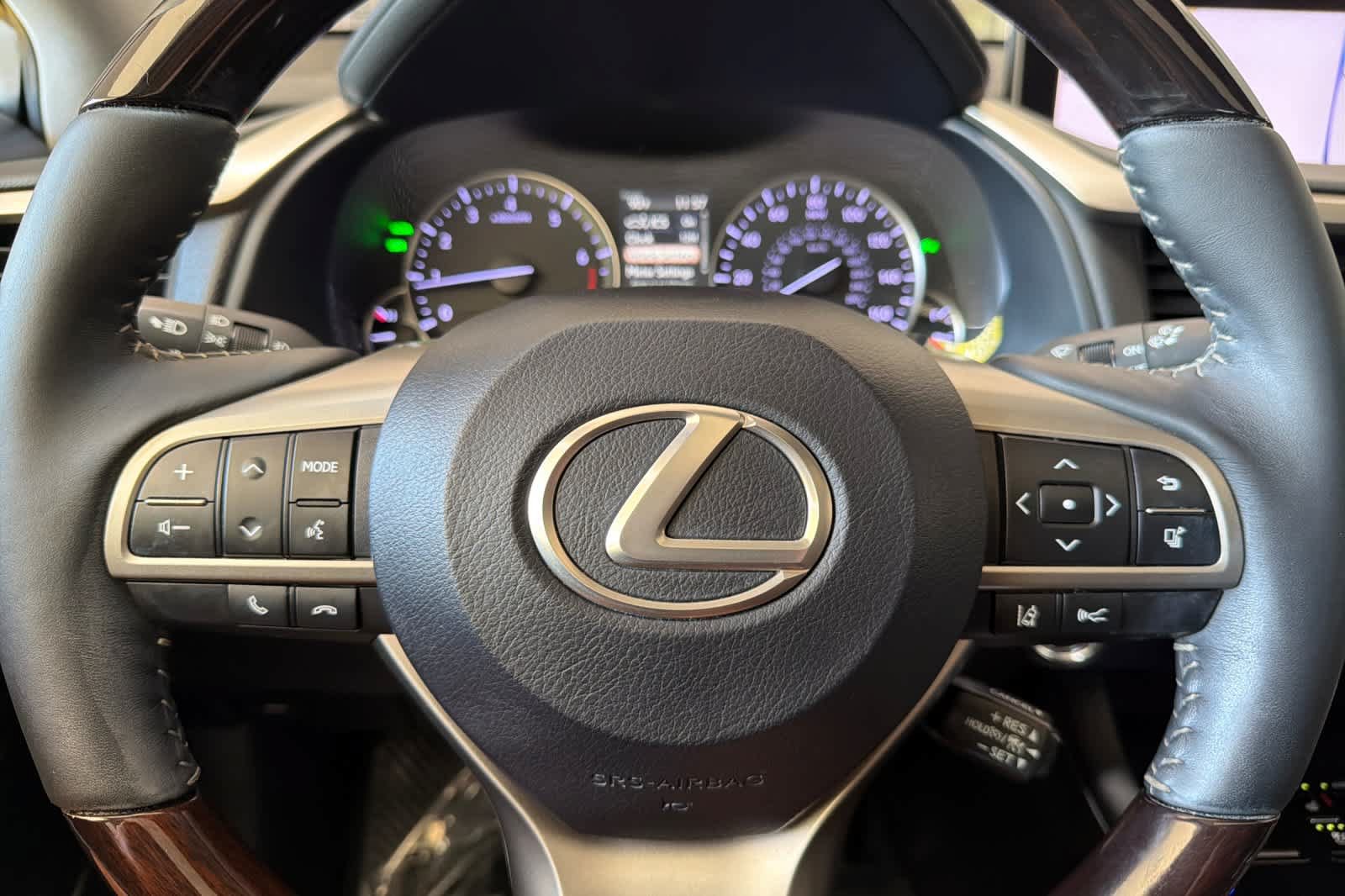 Used 2019 Lexus RX 350 AWD w/ Navigation Package image 26
