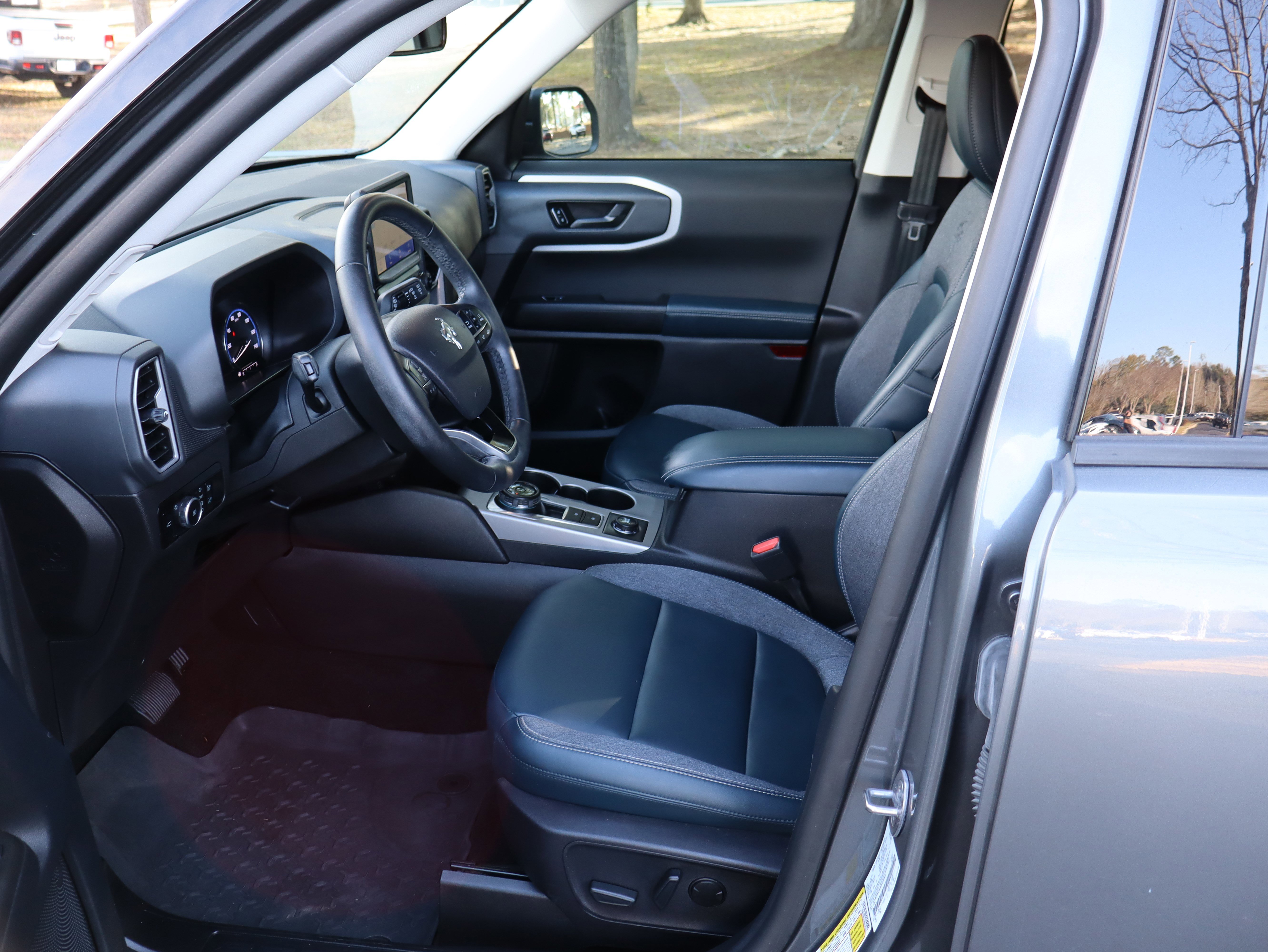 Used 2024 Ford Bronco Sport Outer Banks image 21