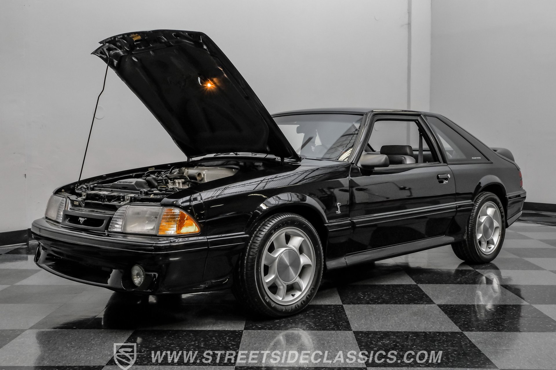 Used 1993 Ford Mustang Cobra image 35