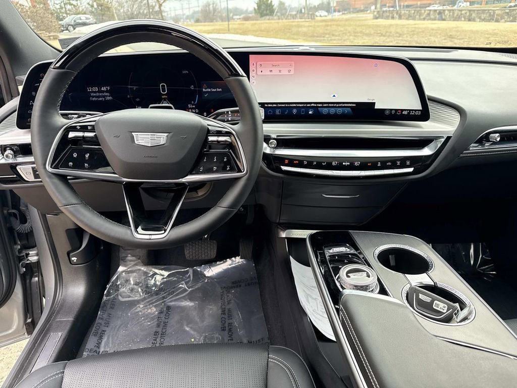 Certified 2024 Cadillac Lyriq Luxury w/ LPO, Floor Liner Package image 20