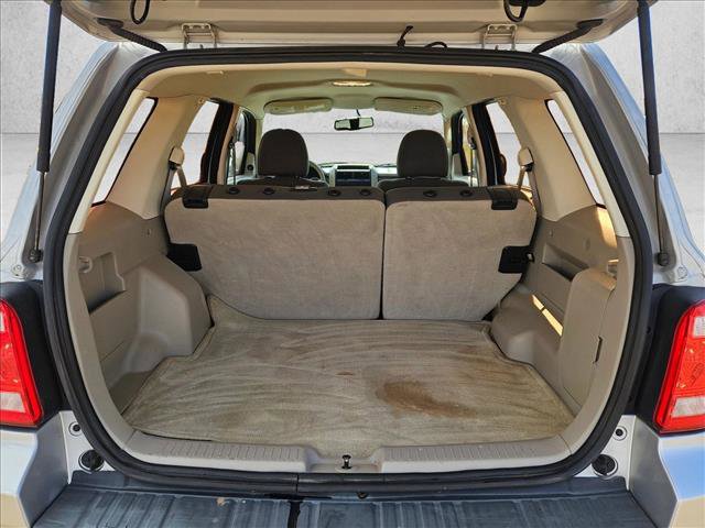 Used 2010 Ford Escape XLS image 6