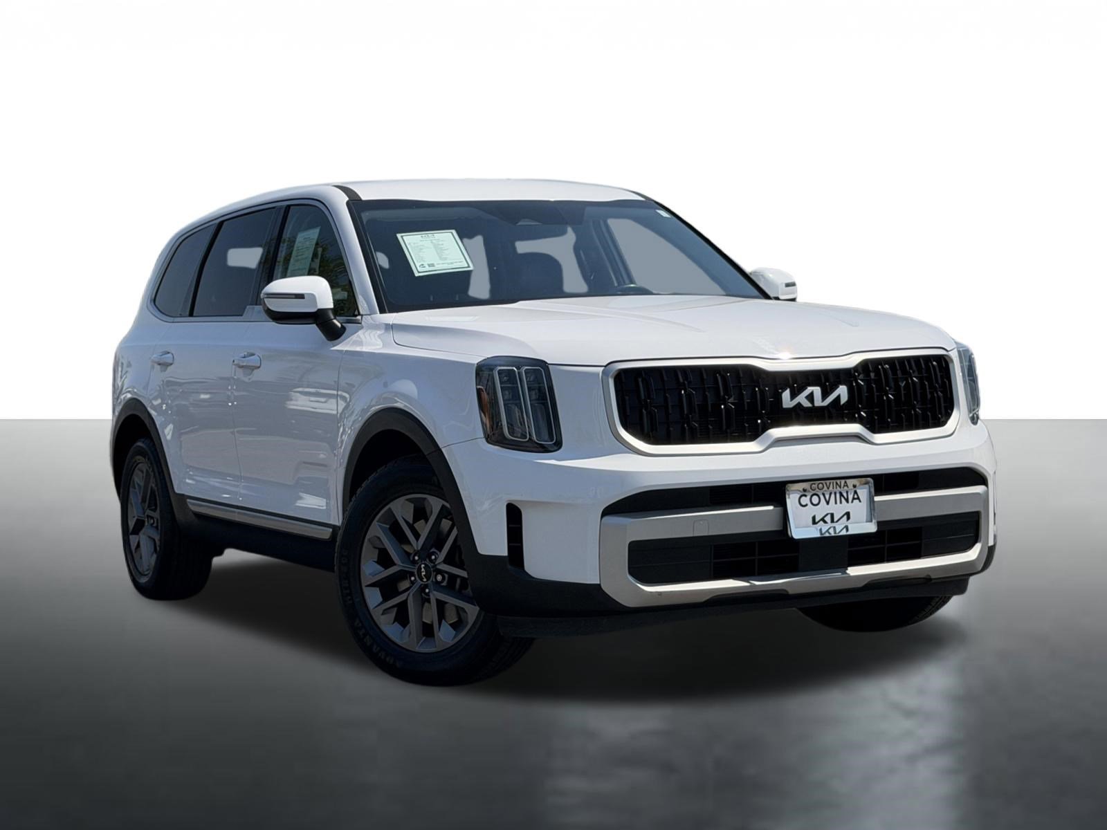 Certified 2024 Kia Telluride LX FWD image 2