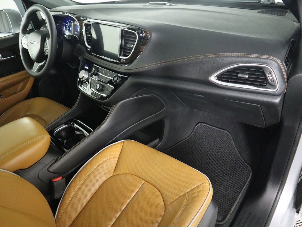 Used 2022 Chrysler Pacifica Pinnacle image 18