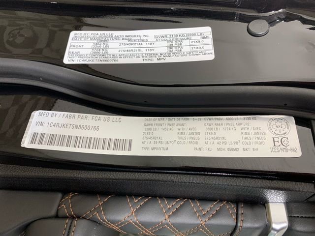 Used 2022 Jeep Grand Cherokee L Summit w/ Advanced Protech Group IV image 39