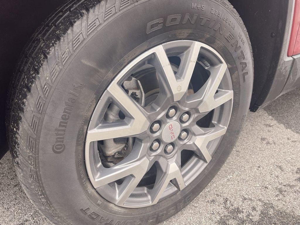 Used 2023 GMC Acadia SLT image 2