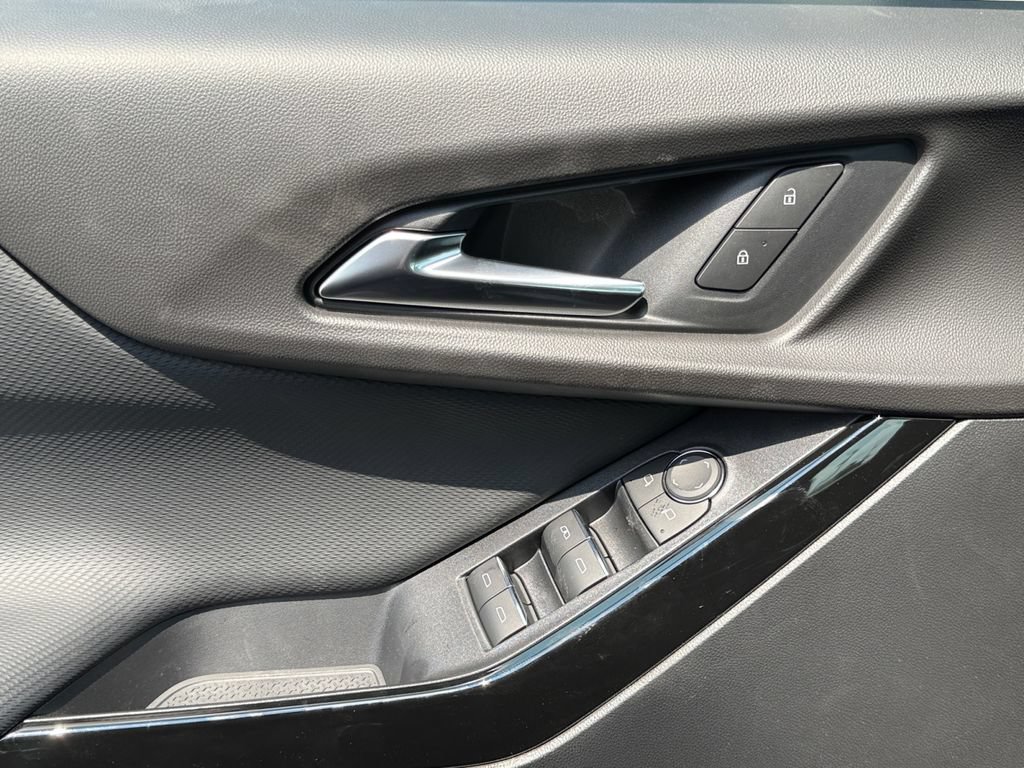 New 2027 Chevrolet Equinox RS FWD image 11