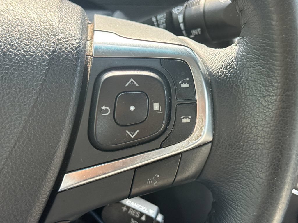 Used 2017 Toyota Camry XLE w/ Moonroof Package FWD image 28