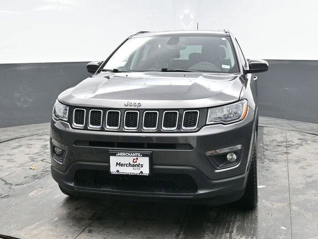 Used 2021 Jeep Compass Latitude AWD/4WD image 2