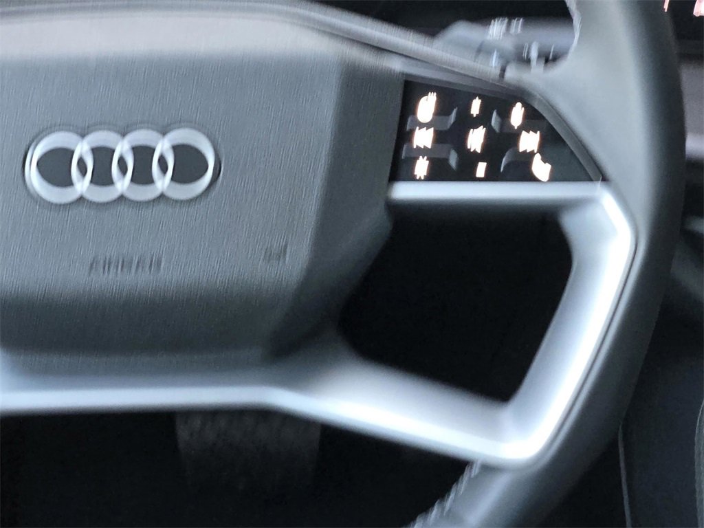 New 2025 Audi Q5 Prestige image 16