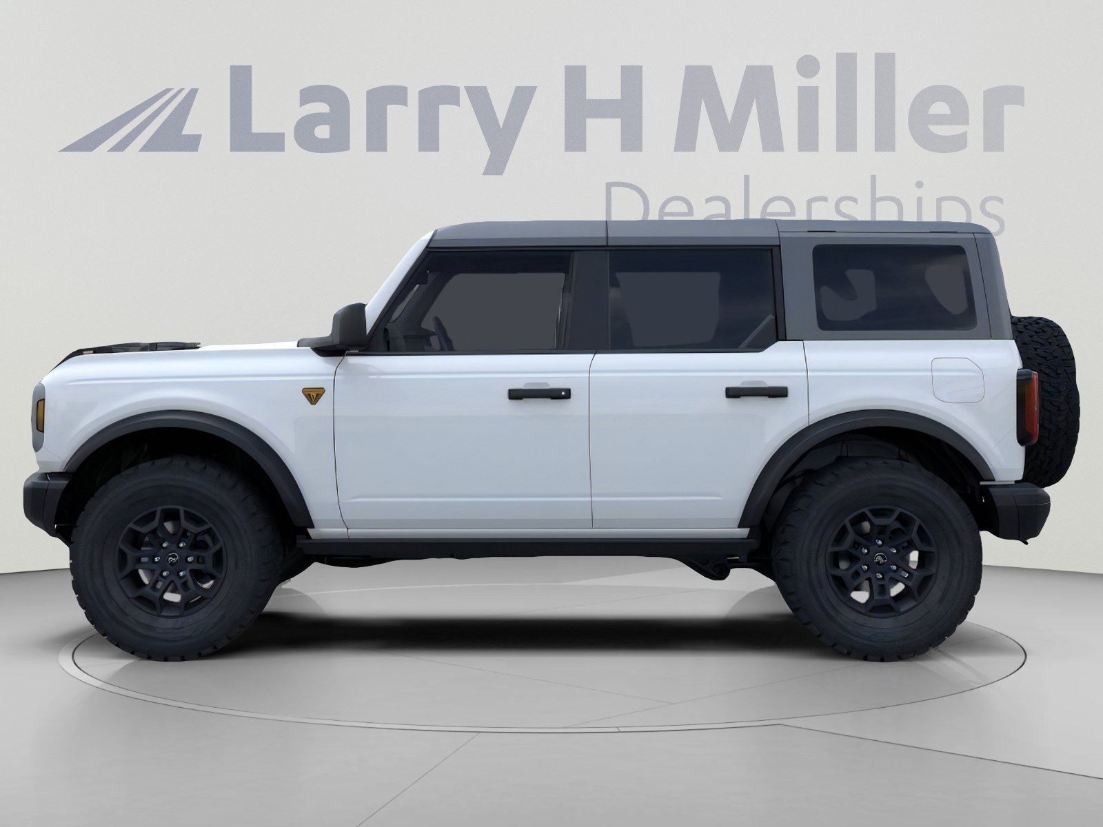 New 2026 Ford Bronco Badlands AWD/4WD image 3