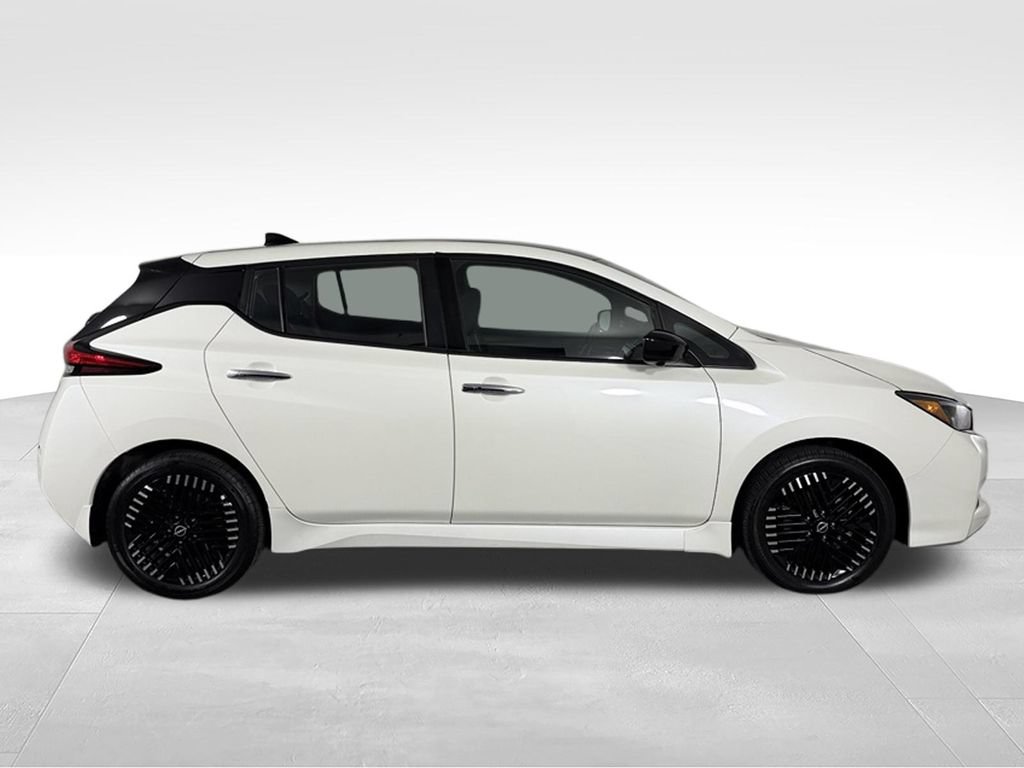 Used 2025 Nissan Leaf SV Plus FWD image 6