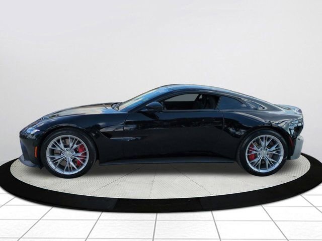 Used 2021 Aston Martin V8 Vantage Coupe image 6