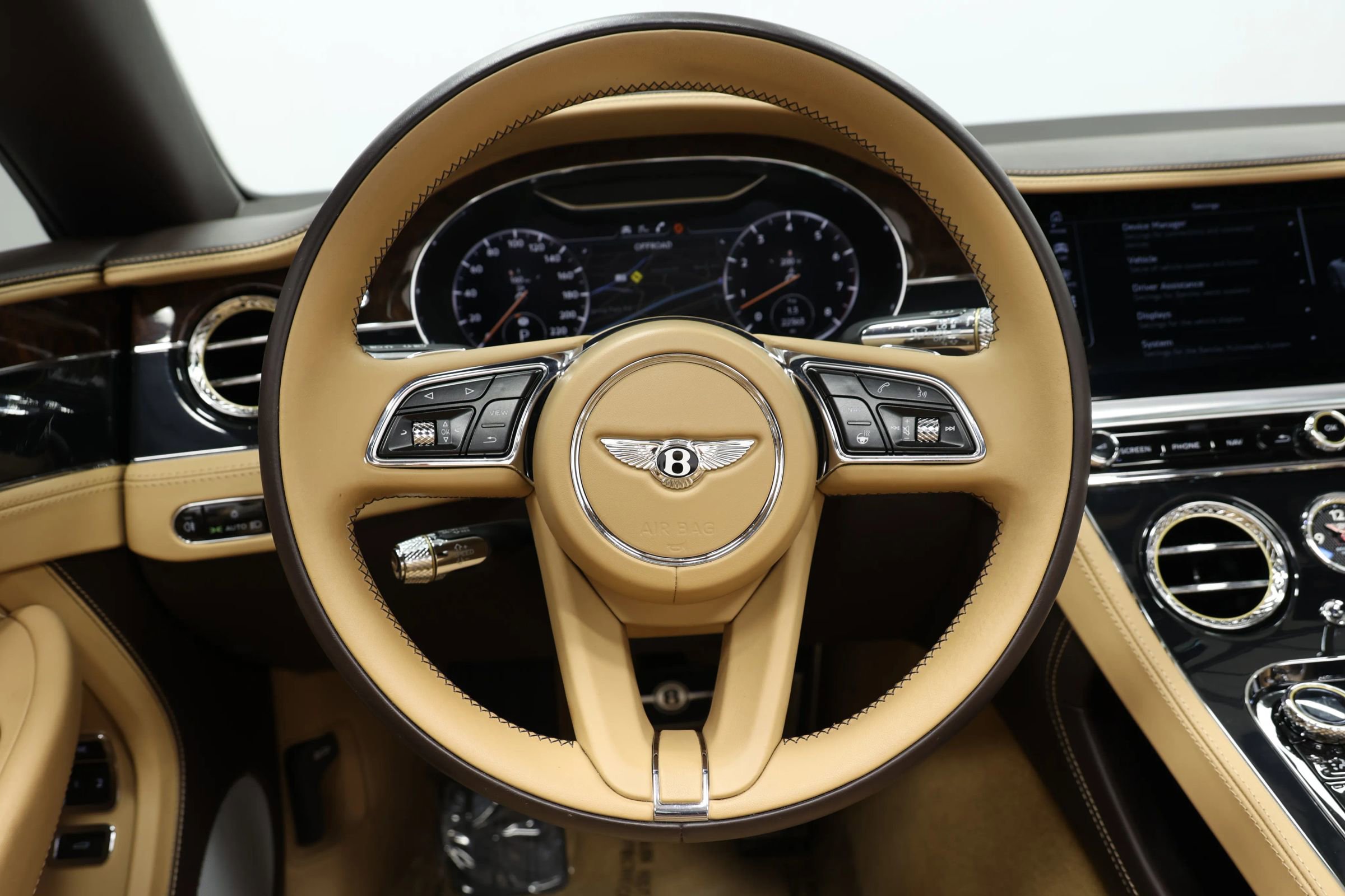 Used 2021 Bentley Continental GT image 28