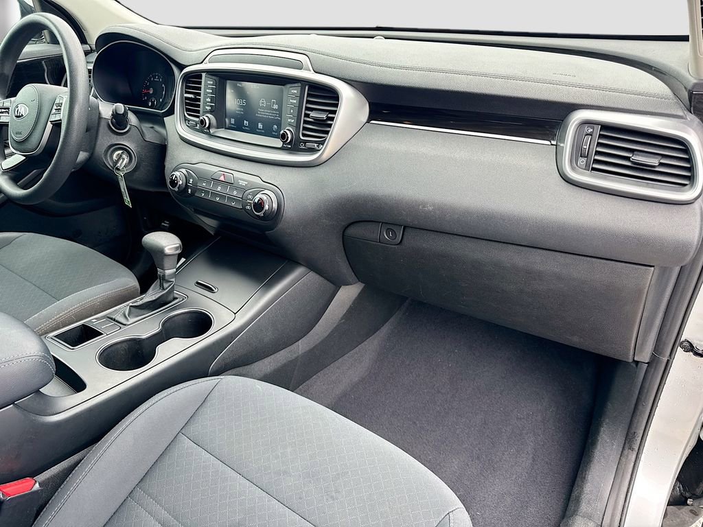 Used 2019 Kia Sorento L FWD image 35