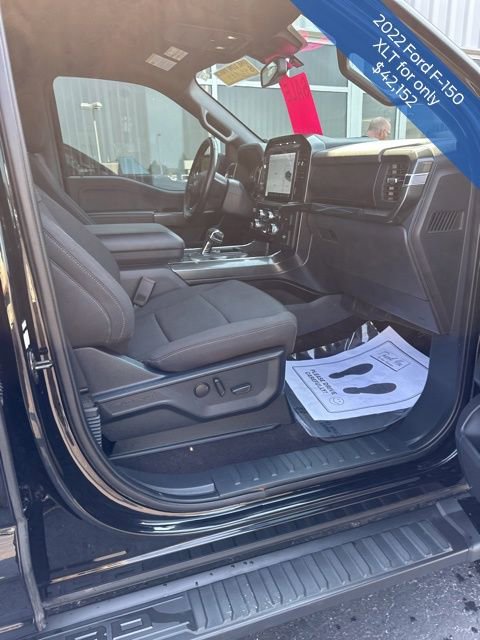 Used 2022 Ford F150 XLT w/ Equipment Group 302A High image 16