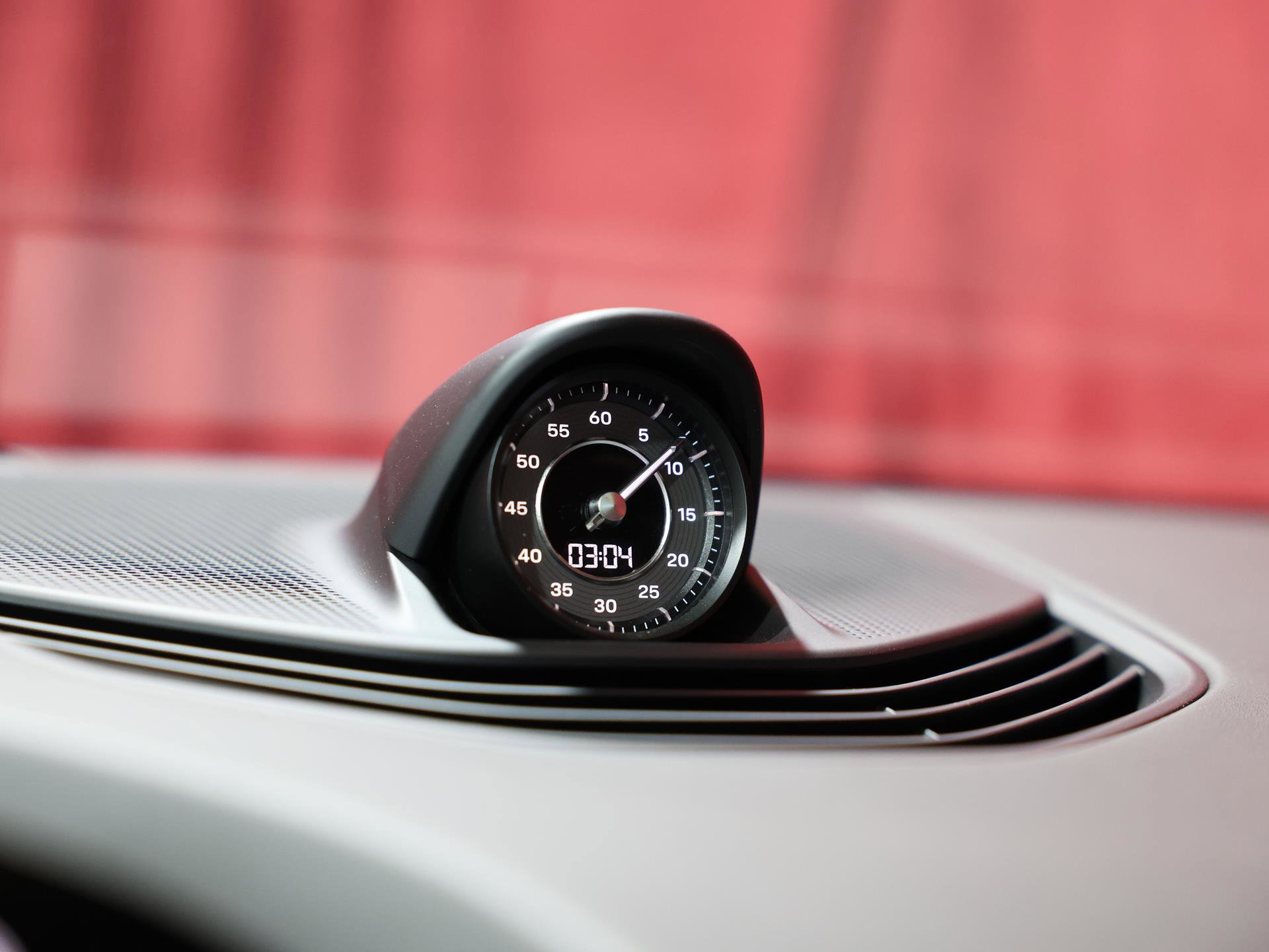 Used 2023 Porsche Taycan GTS image 28