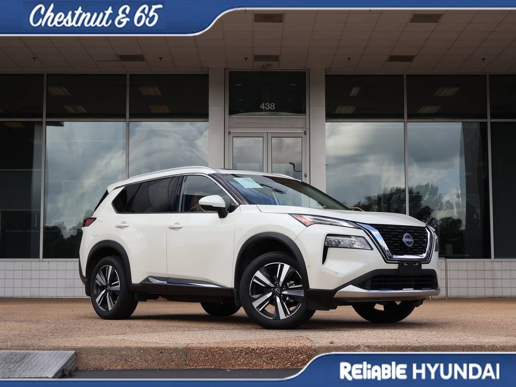 Used 2023 Nissan Rogue Platinum w/ Platinum Premium Package AWD/4WD image 2