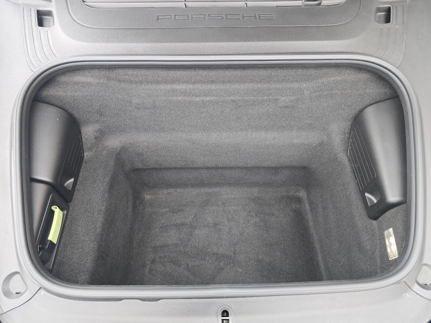 Used 2017 Porsche 911 Turbo image 32