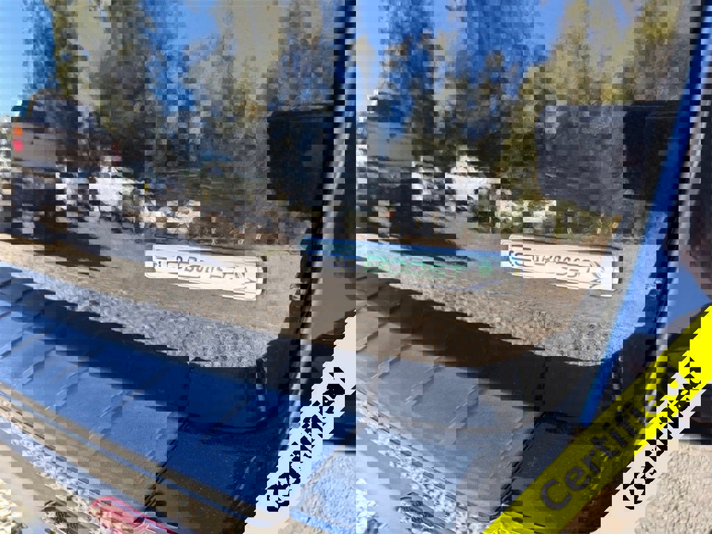 Used 2020 Ford Explorer XLT w/ Equipment Group 202A image 17