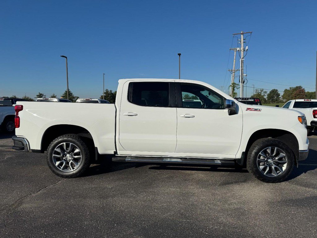 Certified 2024 Chevrolet Silverado 1500 LT AWD/4WD image 1
