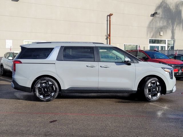 New 2026 Kia Carnival EX FWD image 4
