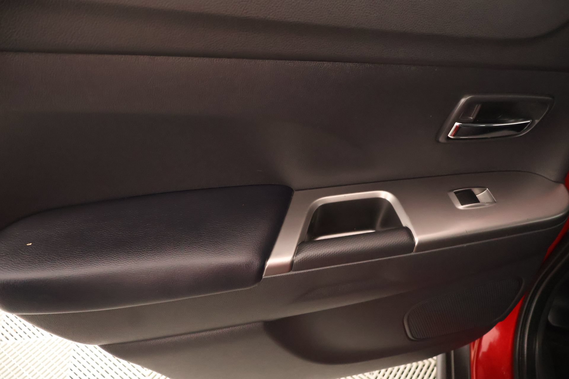 Used 2024 Mitsubishi Outlander Sport SE AWD/4WD image 16