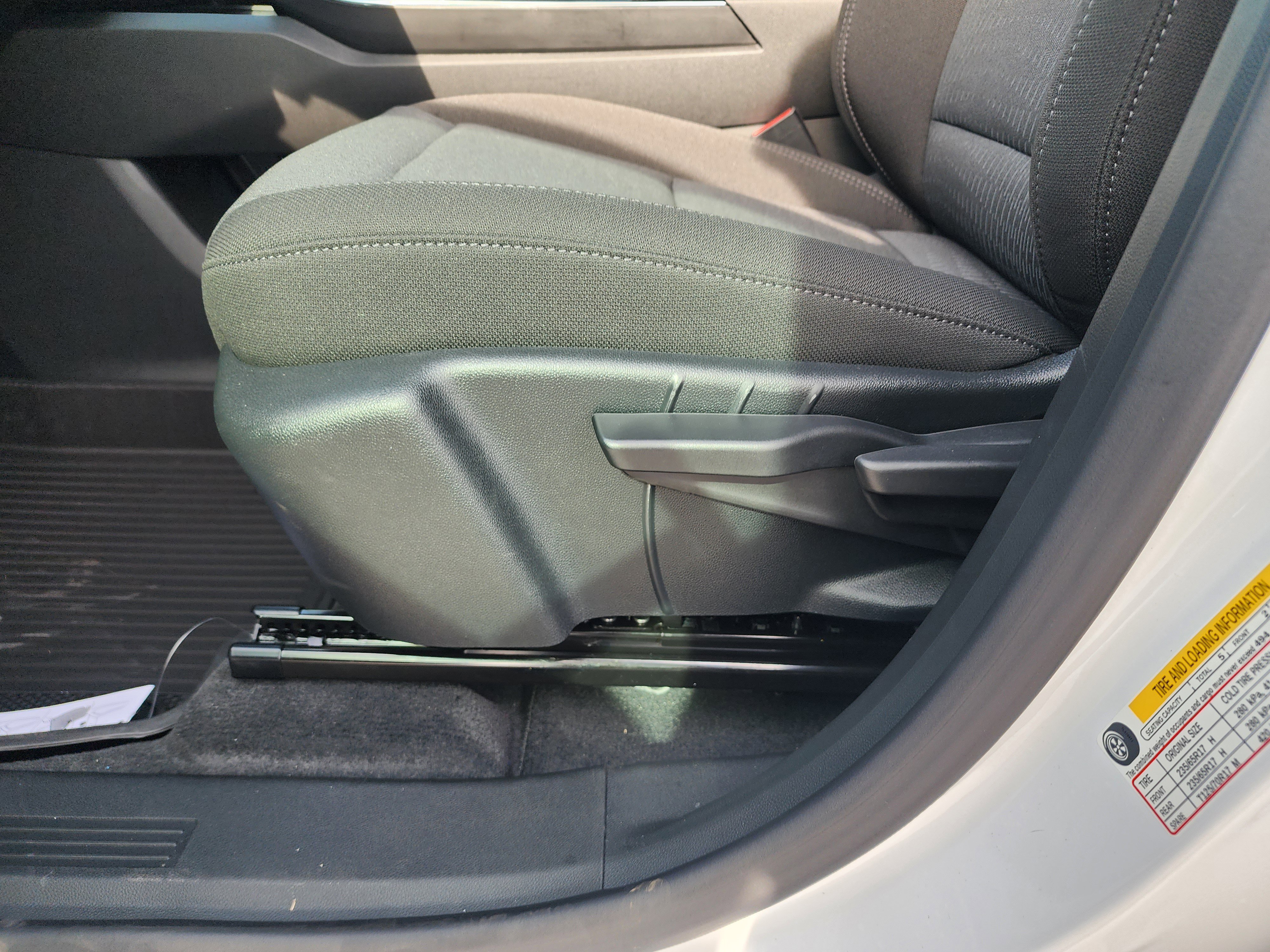 New 2026 Chevrolet Equinox LT image 25