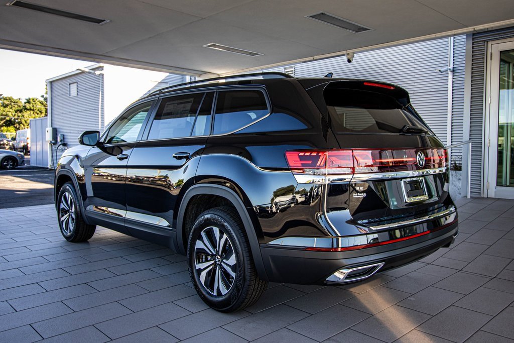 New 2026 Volkswagen Atlas SE image 12