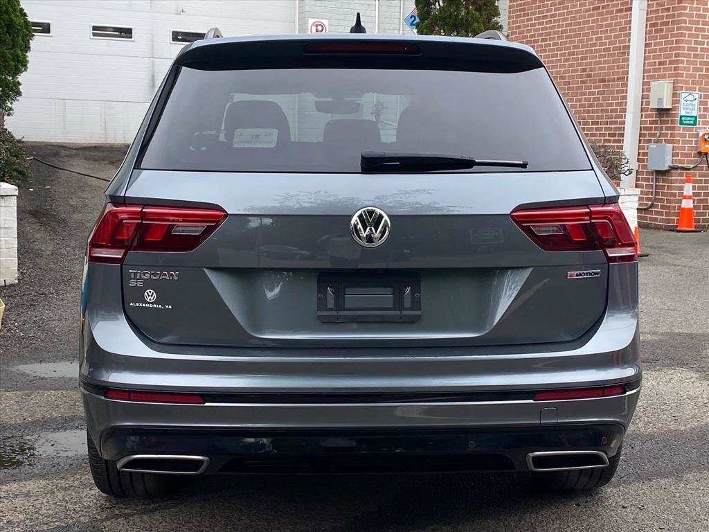 Used 2020 Volkswagen Tiguan SE R-Line w/ 3rd Row Seat Package AWD/4WD image 4