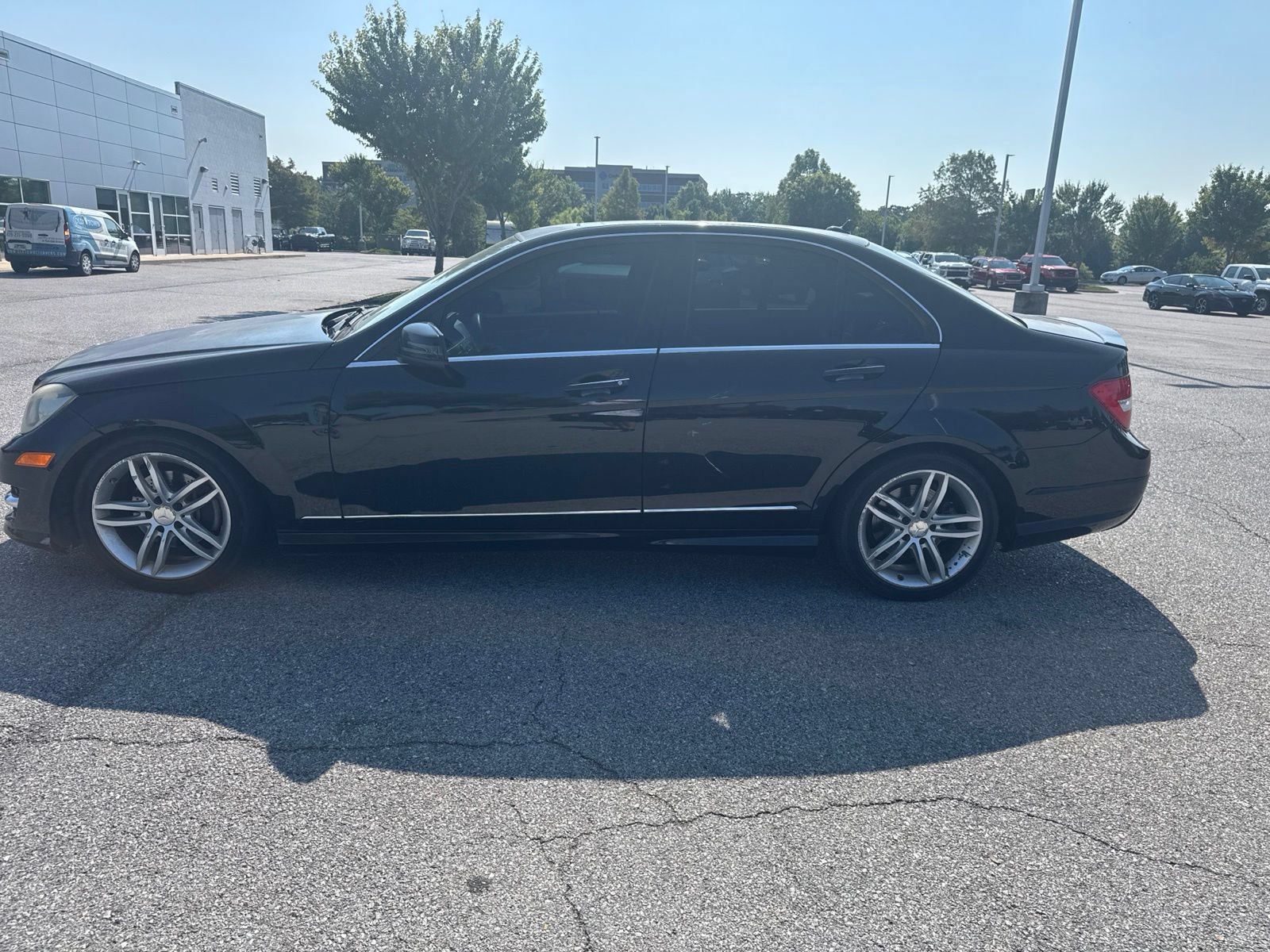 Used 2014 Mercedes-Benz C 250 Sedan image 8