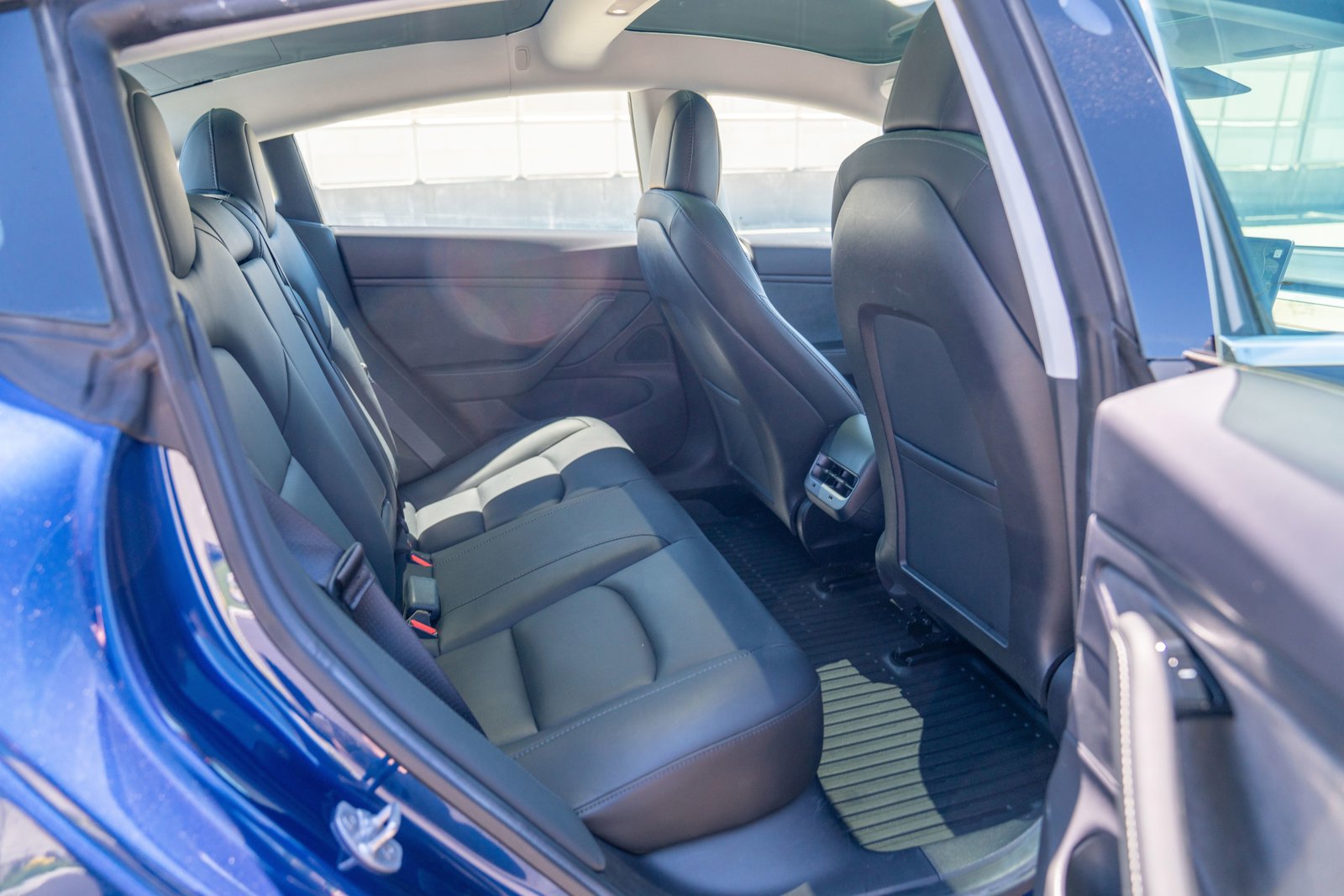 Used 2019 Tesla Model 3 Long Range AWD/4WD image 23