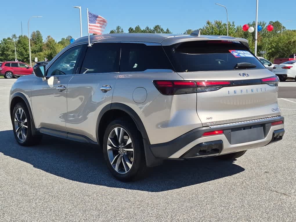 Used 2023 INFINITI QX60 Luxe w/ Cargo Package AWD/4WD image 4