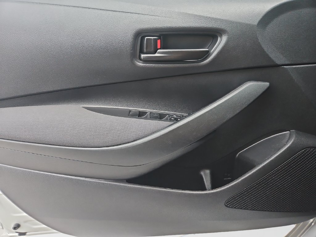 Certified 2022 Toyota Corolla LE FWD image 21