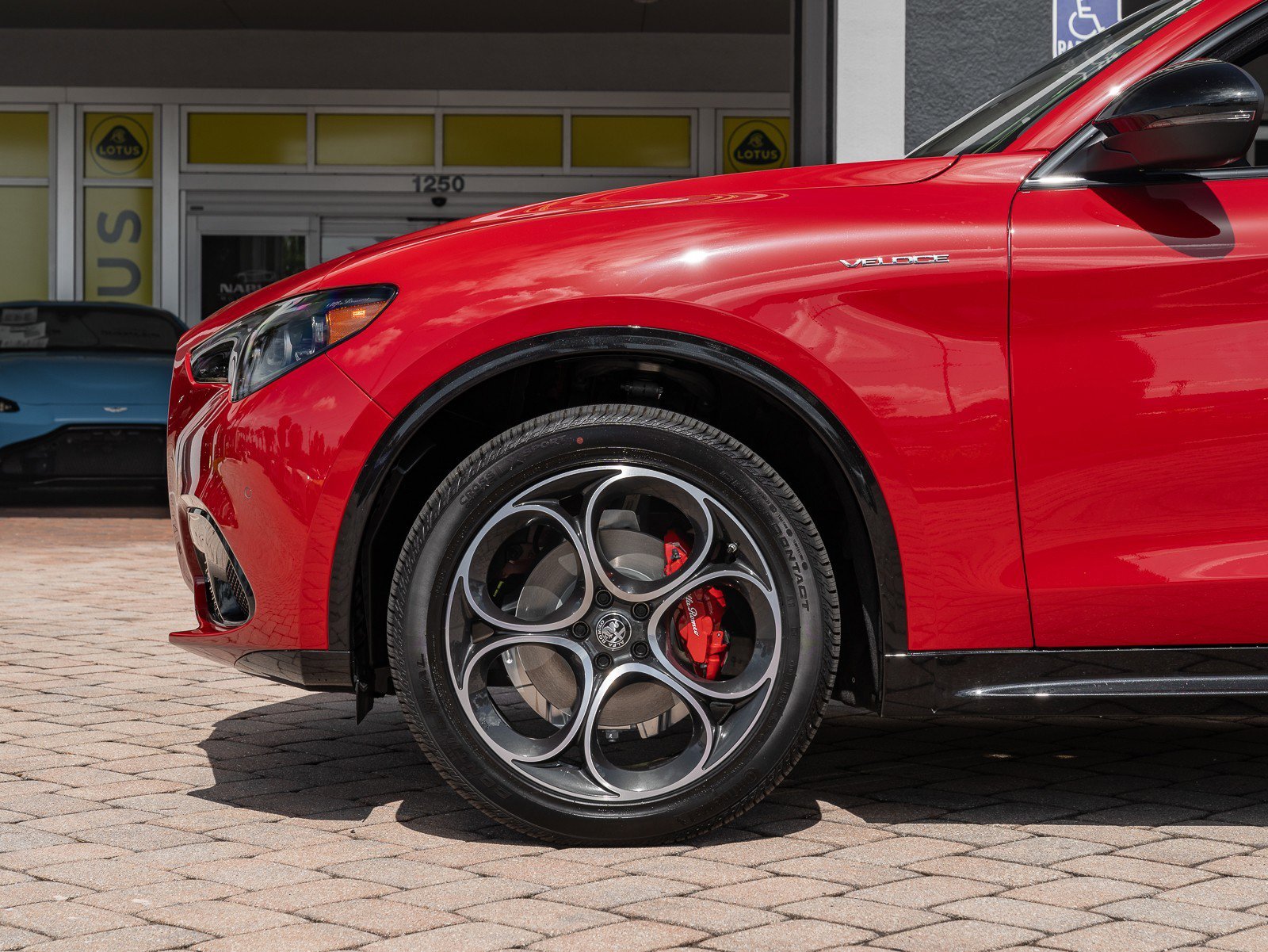 New 2024 Alfa Romeo Stelvio Veloce image 25