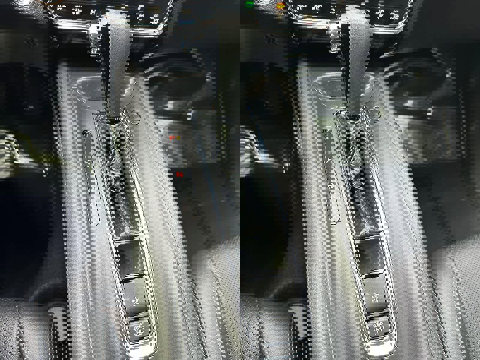 Used 2020 Honda HR-V Touring image 22