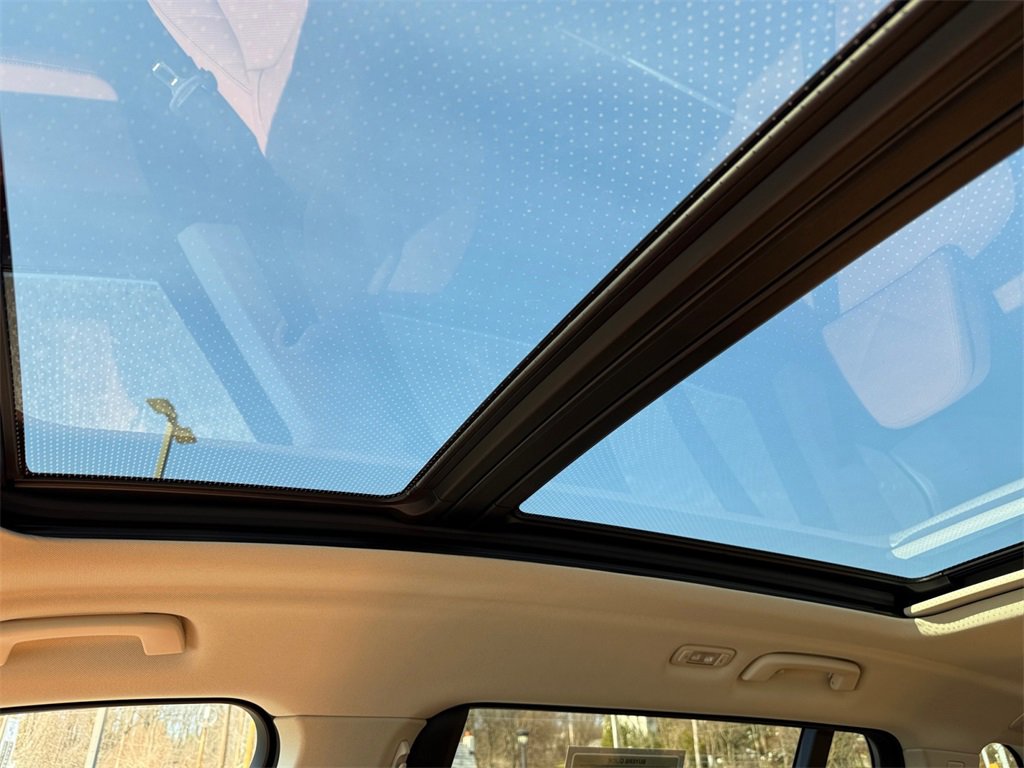 Certified 2026 BMW X7 xDrive40i w/ Executive Package image 35