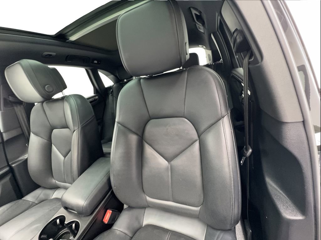 Used 2023 Porsche Macan S image 11