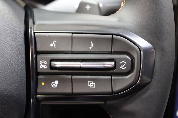 New 2026 GMC Acadia AT4 w/ Super Cruise Package image 36