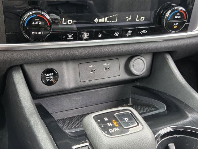 Certified 2024 Nissan Rogue SV FWD image 18