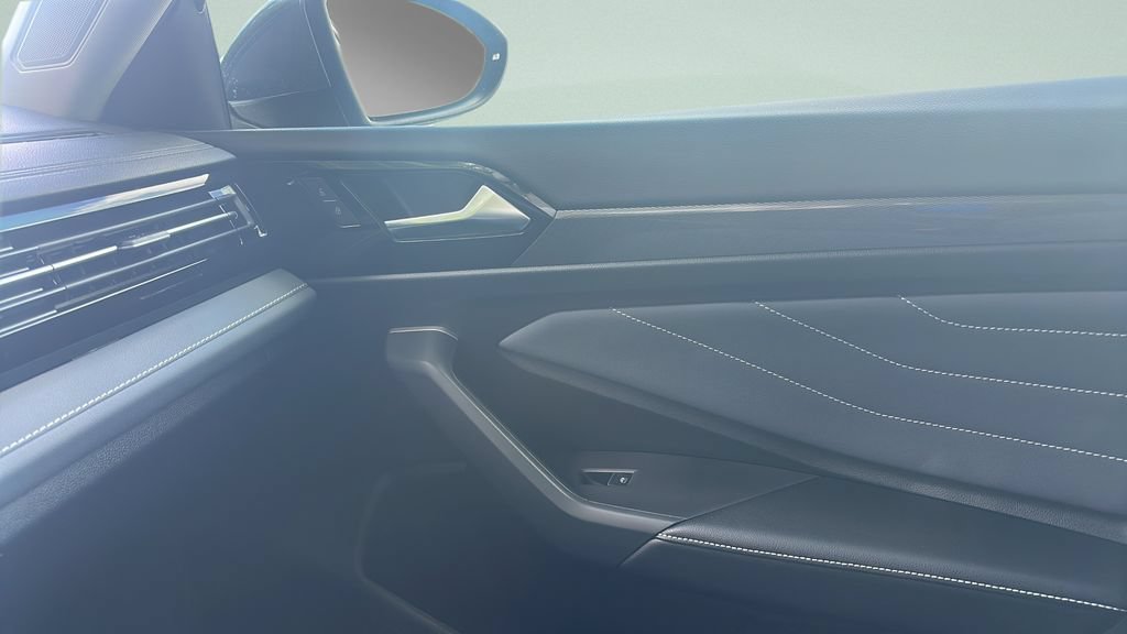 Certified 2026 Volkswagen Jetta SEL FWD image 15