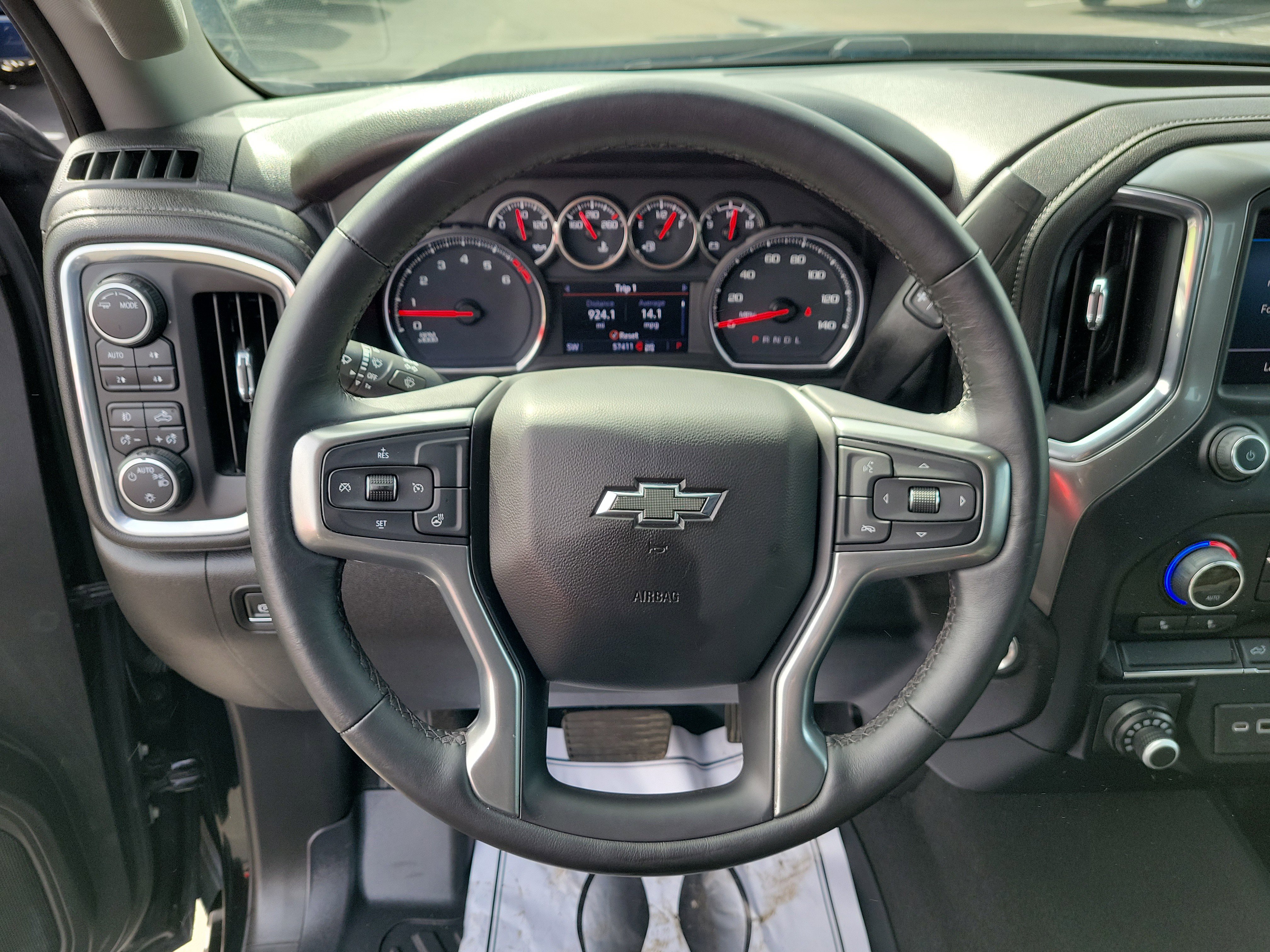 Used 2022 Chevrolet Silverado 1500 RST w/ Bed Protection Package AWD/4WD image 21