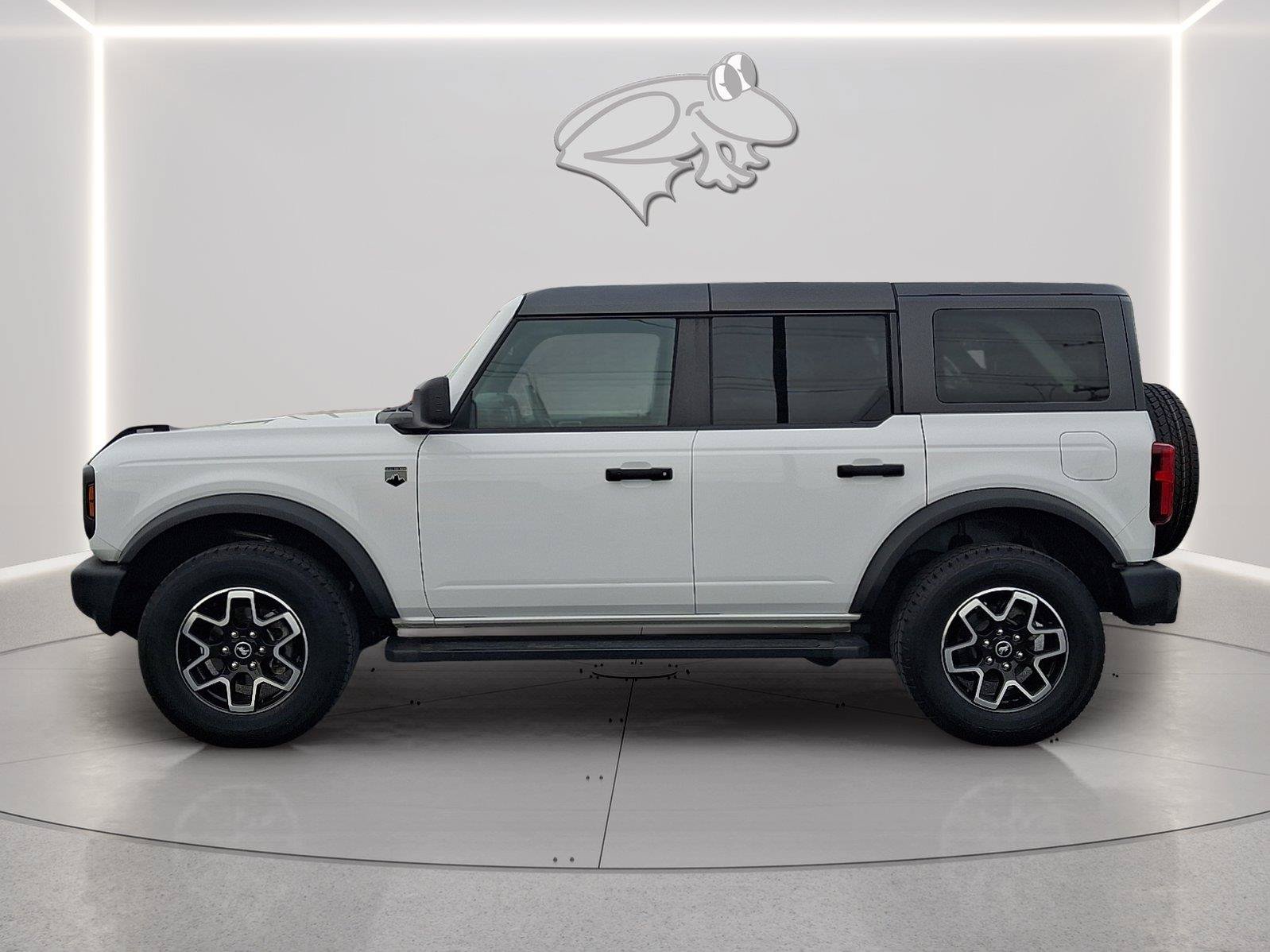 Used 2023 Ford Bronco Big Bend AWD/4WD image 2