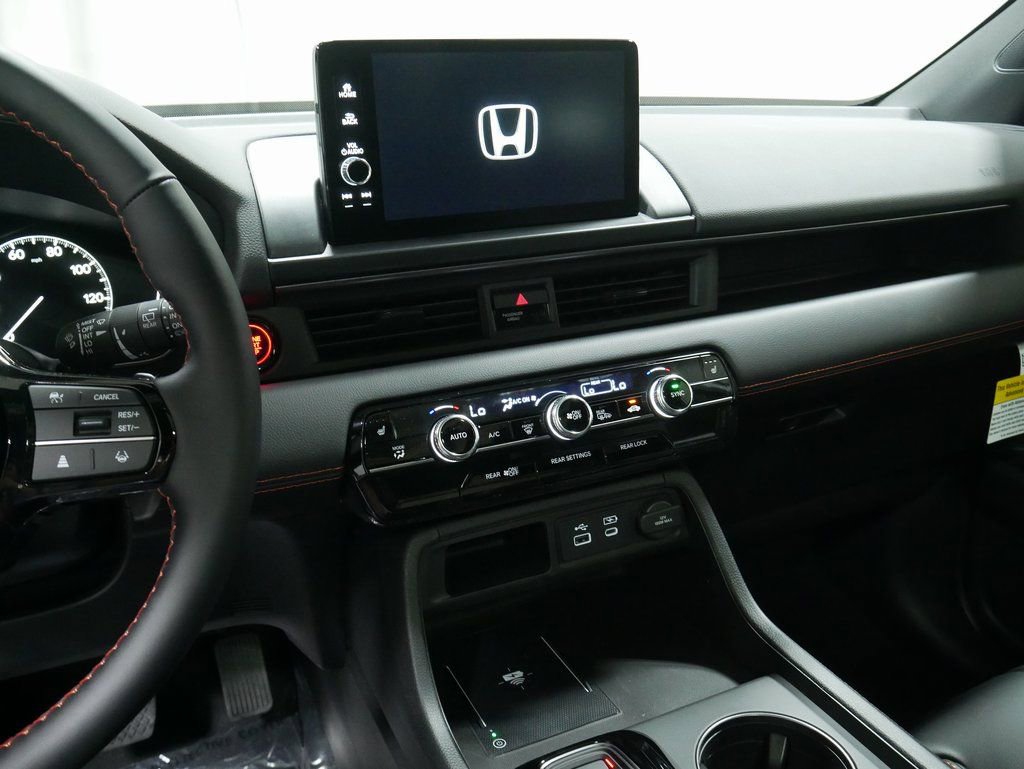 New 2025 Honda Pilot TrailSport image 30