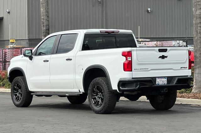 Used 2023 Chevrolet Silverado 1500 ZR2 w/ Technology Package AWD/4WD image 6