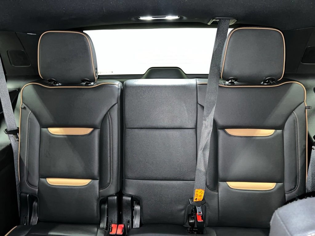 Certified 2024 GMC Yukon AT4 AWD/4WD image 37