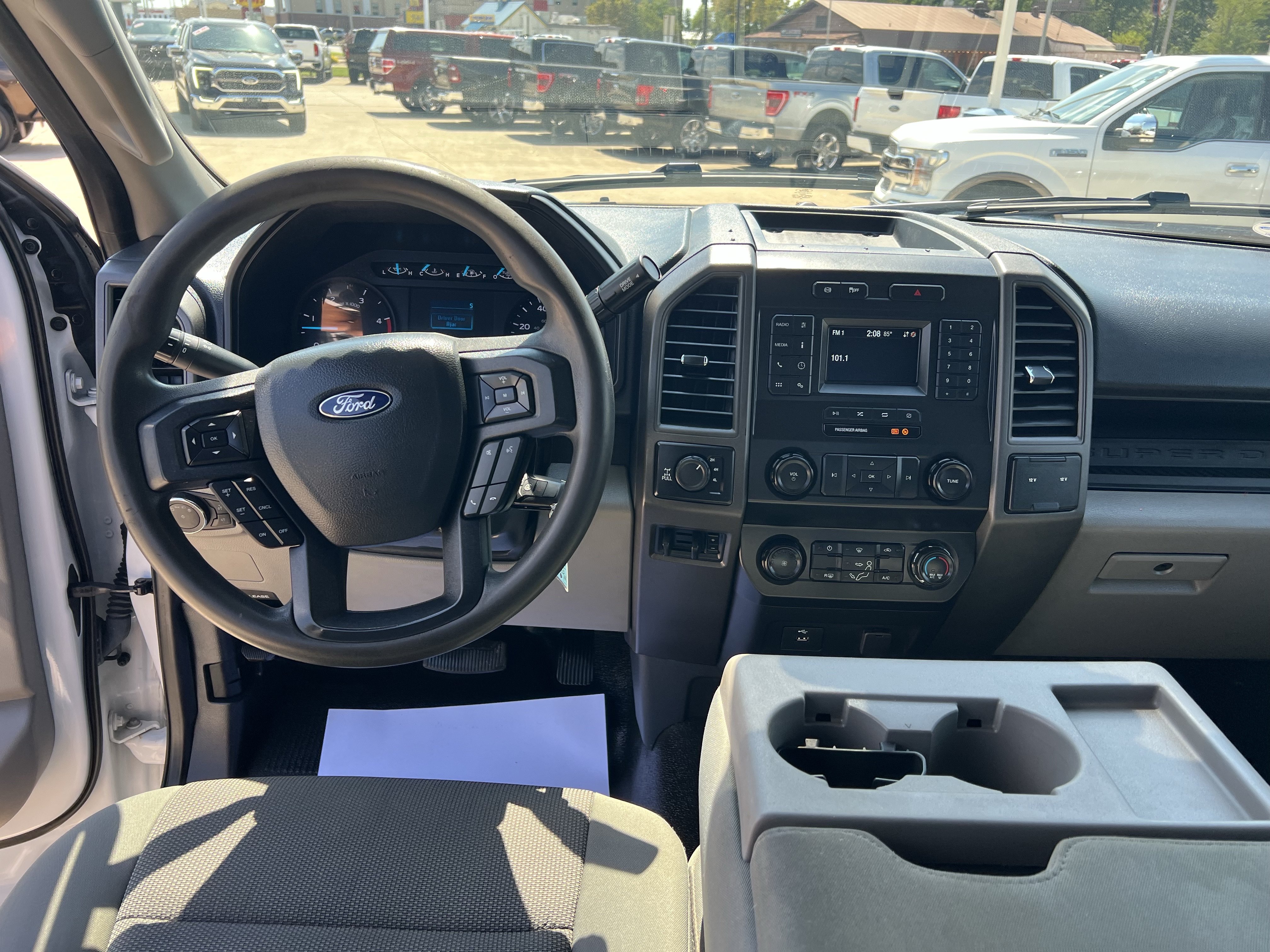 Used 2022 Ford F350 XL w/ Power Equipment Group AWD/4WD image 19