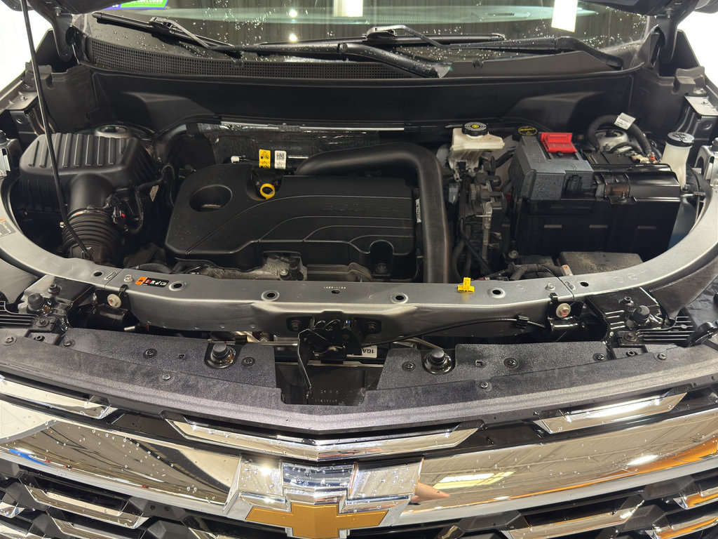 Used 2026 Chevrolet Equinox LT AWD/4WD image 34