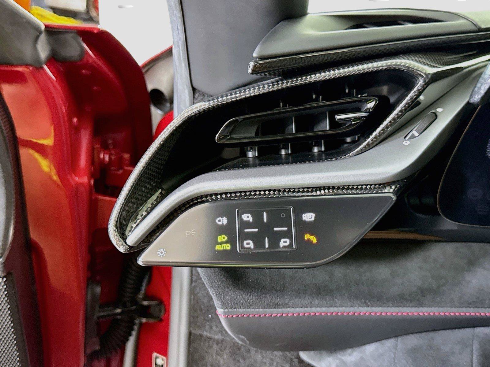 Used 2022 Ferrari SF90 Stradale AWD/4WD image 24