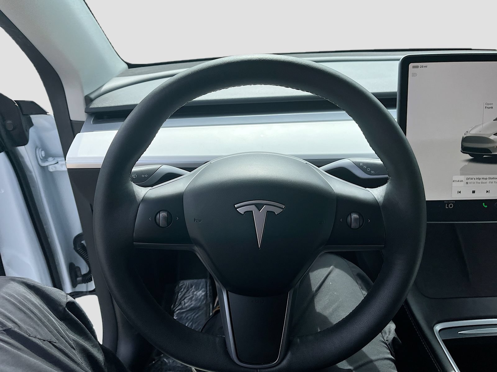 Used 2024 Tesla Model Y Performance AWD/4WD image 11